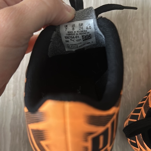 Puma Tacto II Junior soccer shoe. US 8 - Picture 10 of 10